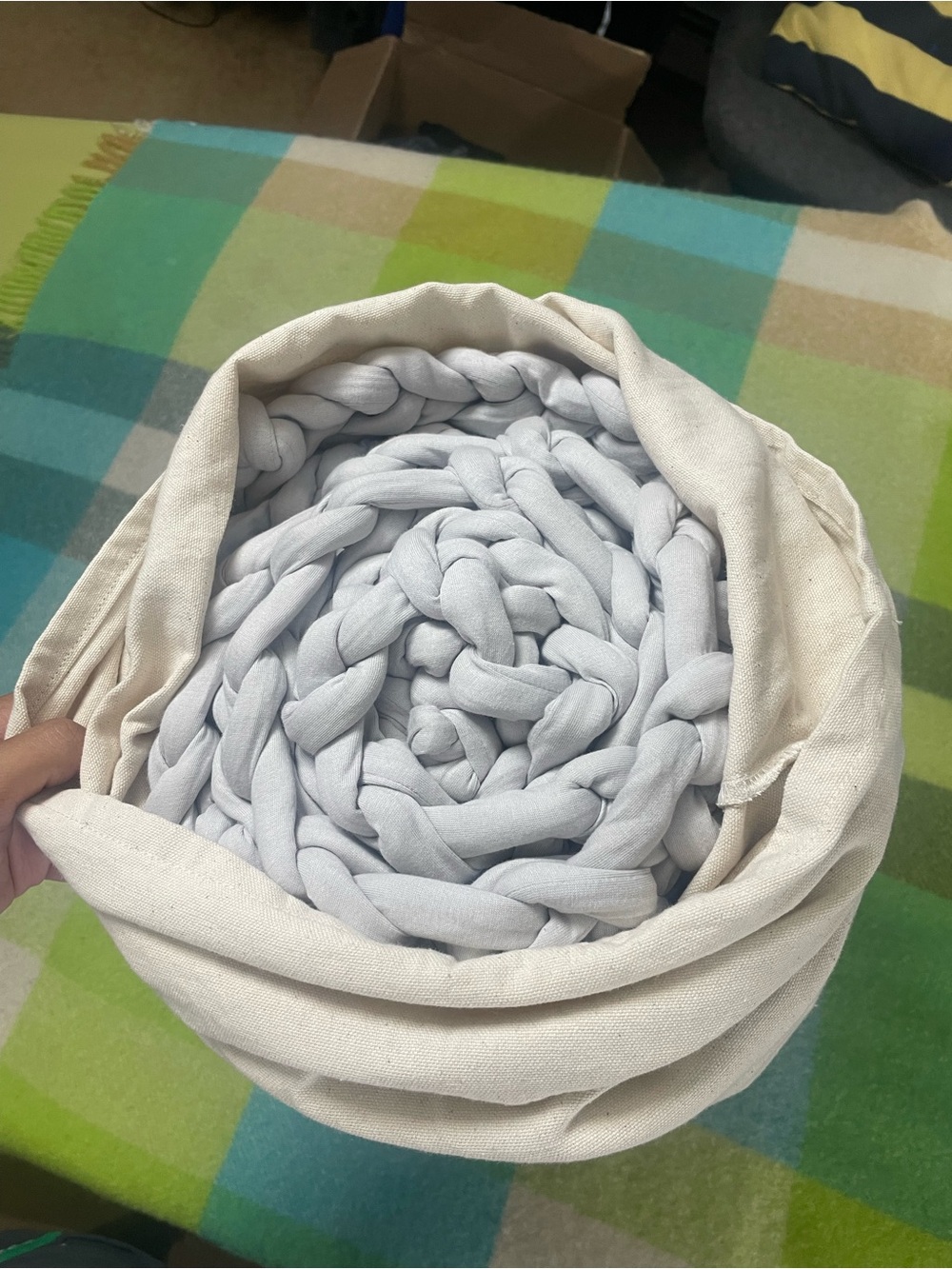 Bearaby Cotton Napper Knitted Weighted Blanket Moonstone Grey 15LBs 40”x 72” NWT - Picture 2 of 5